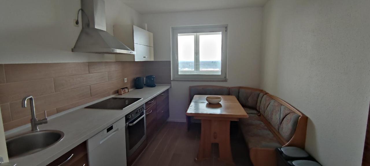 Ferienwohnung Skyline-Aussicht und fantastische Sonnenuntergänge Langen  Exterior foto